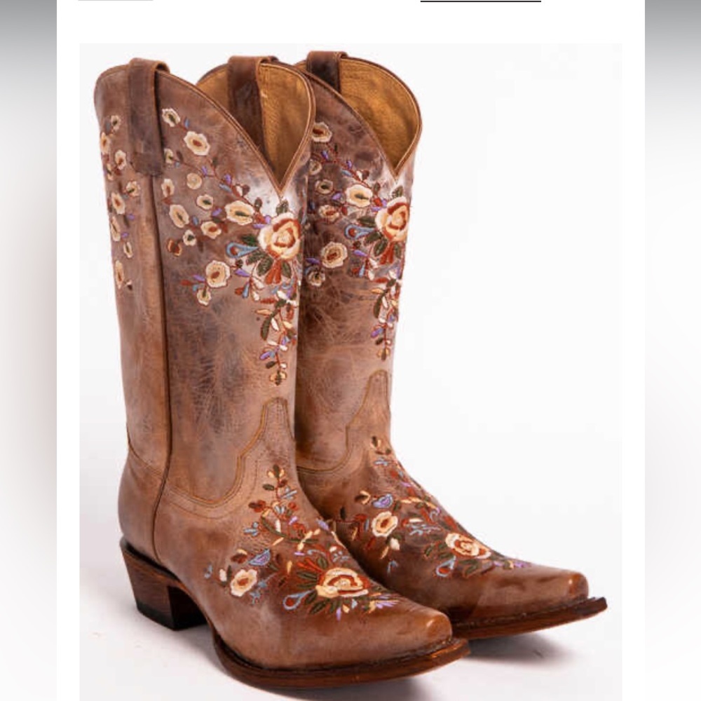 SHYANNE WOMEN'S MAISIE FLORAL
EMBROIDERED WESTERN LEATHER BOOTS -
SNIP TOE